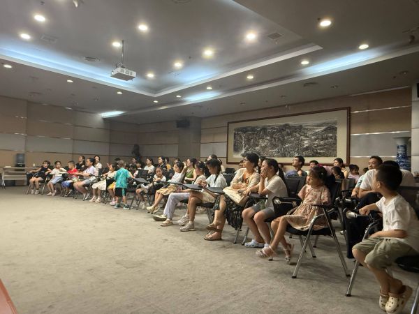 陕西自然博物馆 “小小策展人”暑期公益大讲堂精彩开讲